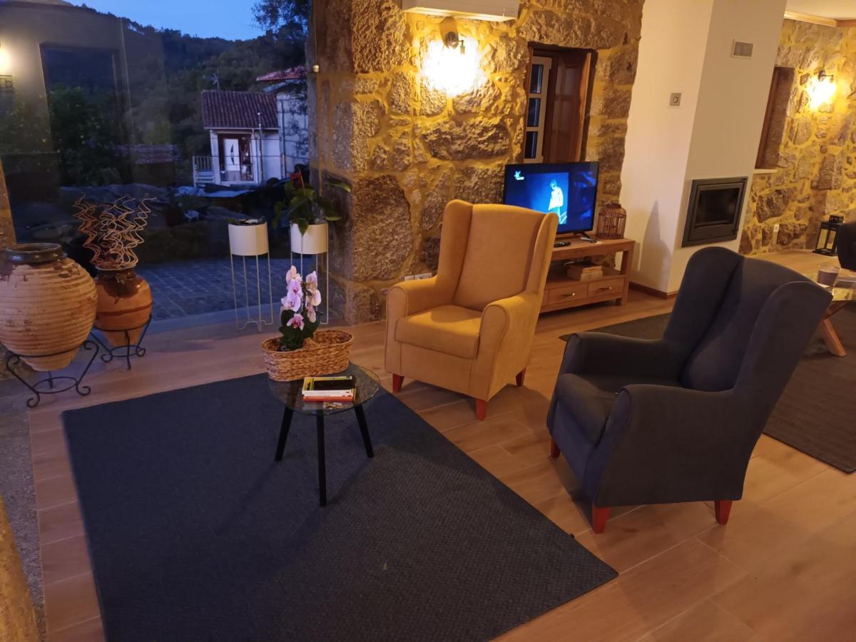 Вилла Casa De Ferrapilhe Paranhos  Экстерьер фото